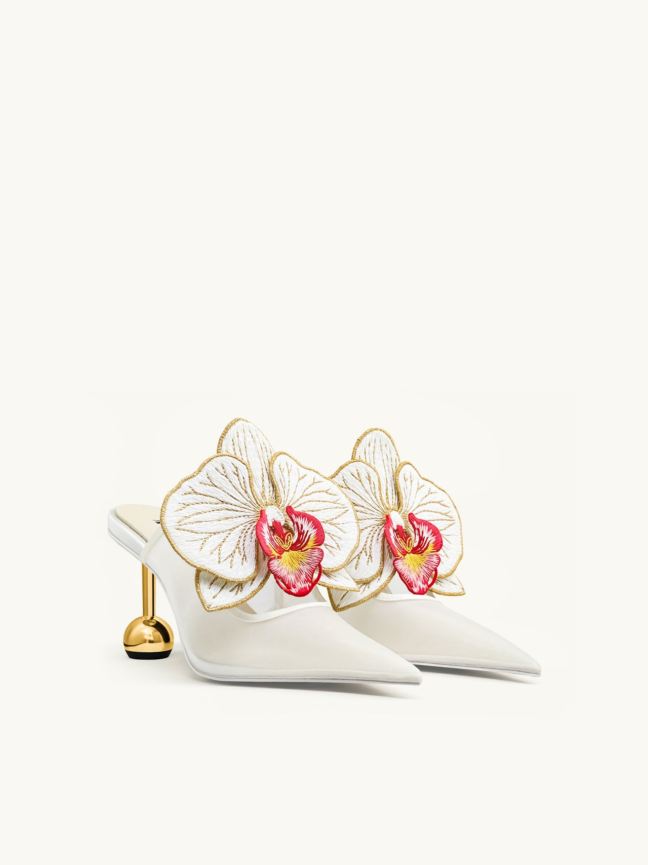 Sofia 蘭花球跟鞋 - 白色