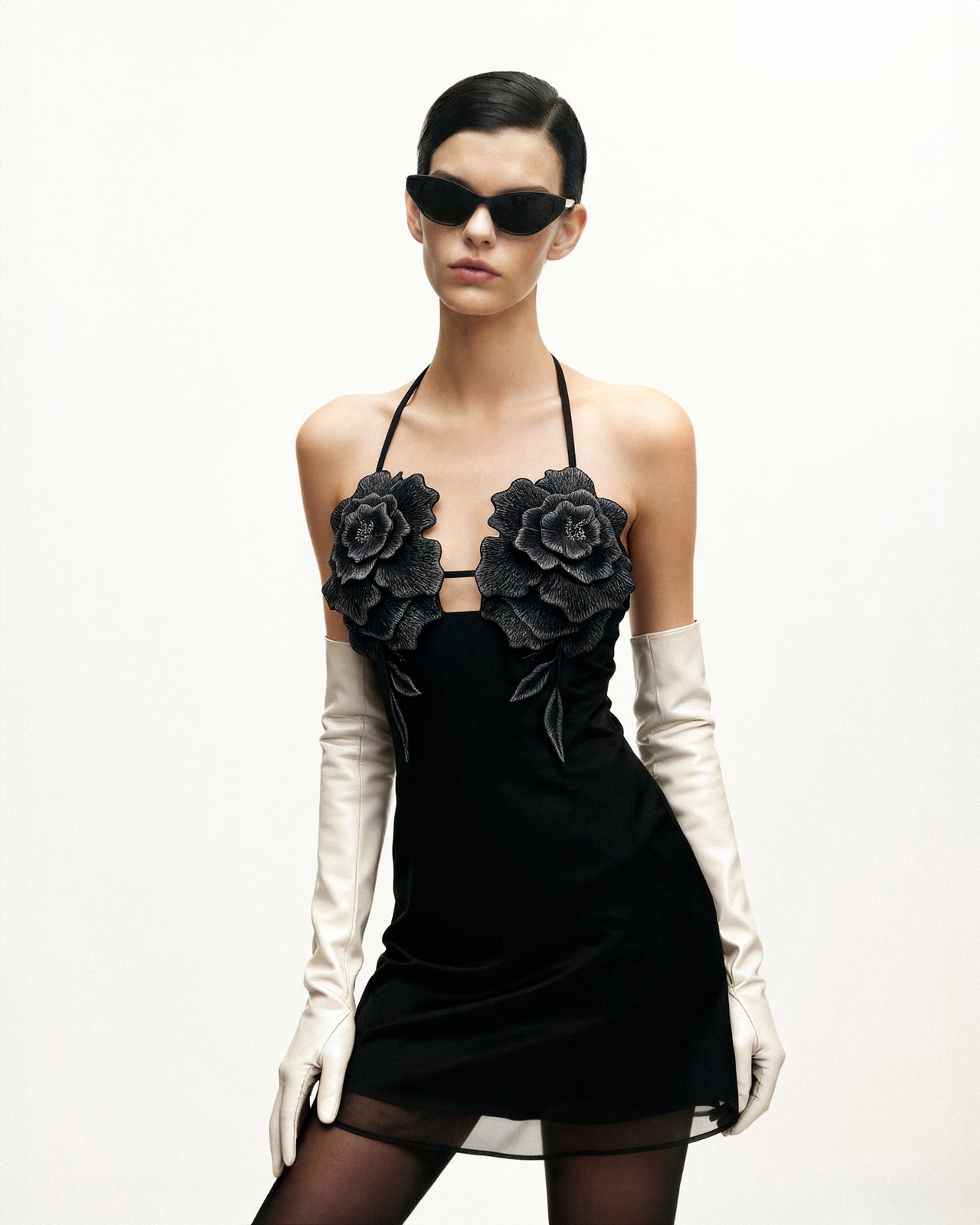 Flower 刺繡迷你洋裝 - 黑色