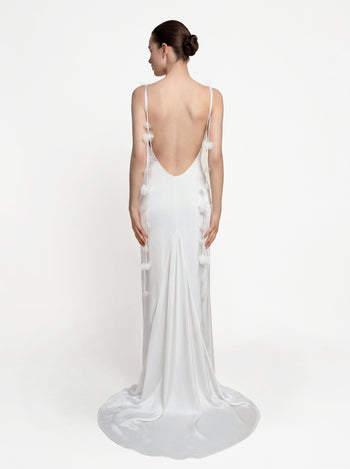 Satin 細肩帶附花卉飄帶長洋裝 - 白色