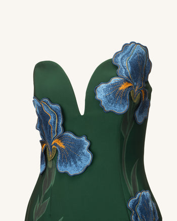 Iris 刺繡缺口領平口長洋裝 - 翡翠綠