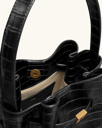 Clara 鎖扣裝飾水桶肩背包 - 黑色鱷魚紋