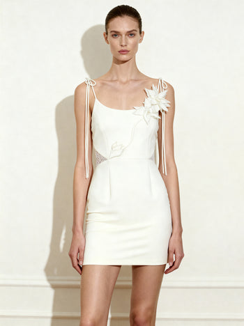 花卉藤蔓綁帶洋裝－白色